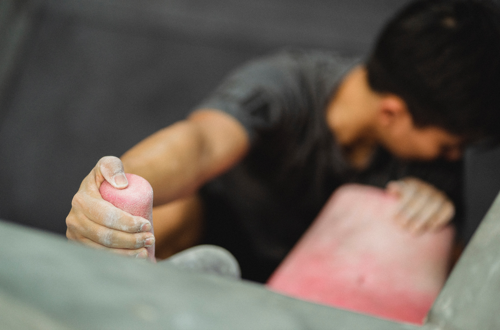 Why Your Rock Climbing Gym Should Use Monkagrip Liquid Chalk